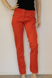 Oranjerode broek
