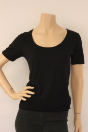 Zwart basis t-shirt