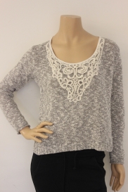 Zilver/roomwit truitje