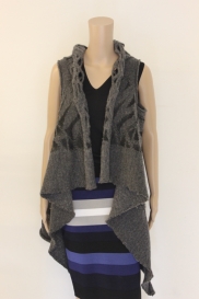 Grijs wollen vest