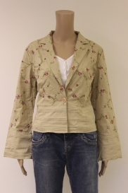 Beige gebloemd jasje