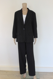 Zwart krijtstreep pak