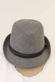 Grijs hoedje