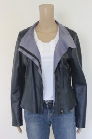 Grijsblauw leren jasje
