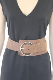 Bruine ruwleren riem