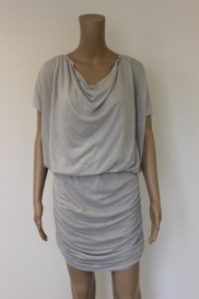 Grijze jurk